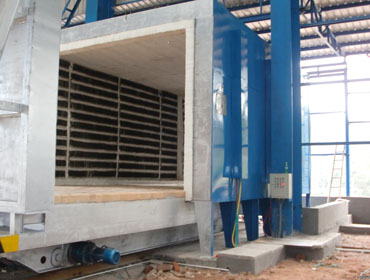 從硬度原因來(lái)分析全纖維臺(tái)車淬火爐